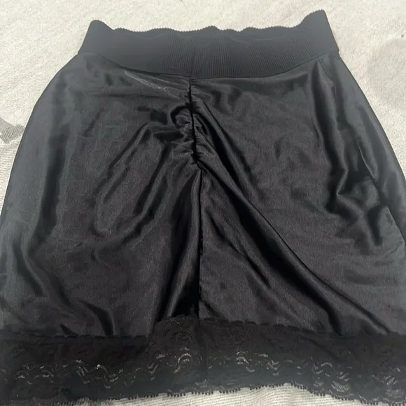 Vintage Lady Lynne support undergarment. slip w/lace hem! - Picture 6 of 8